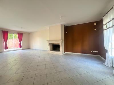 Maison - 184 m² - 6 pièces