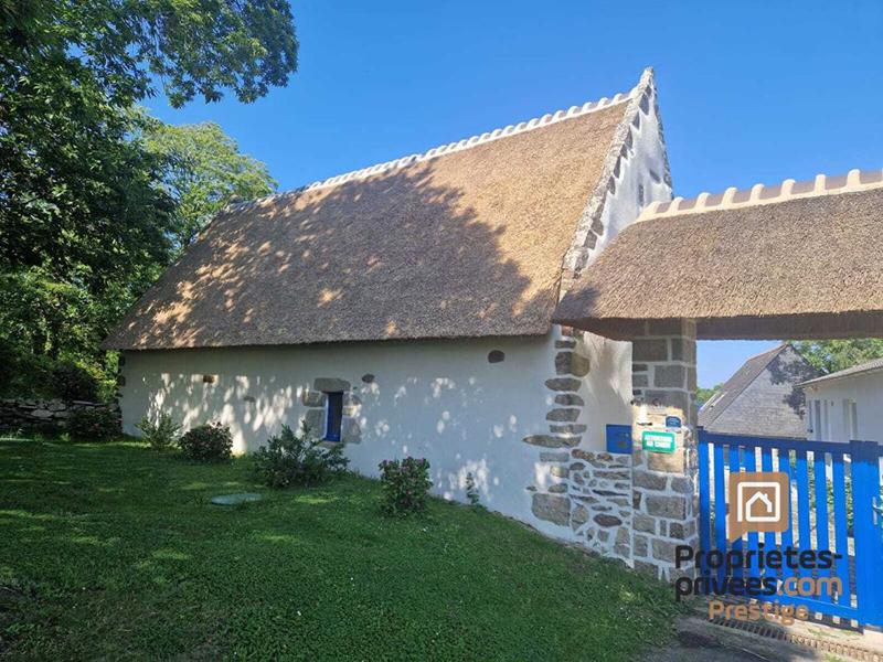 Demeure - 335 m² - 15 pièces