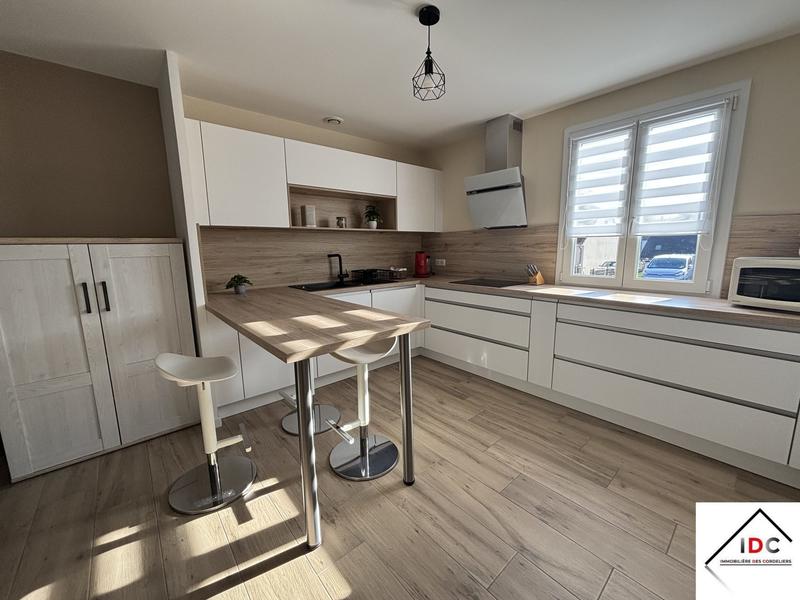 Maison - 100 m² - 5 pièces