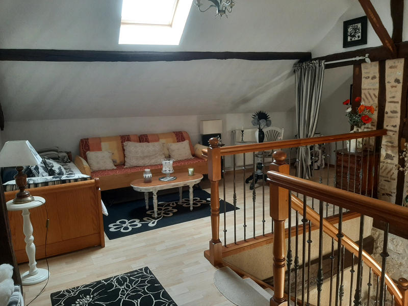 Maison - 210 m² - 6 pièces