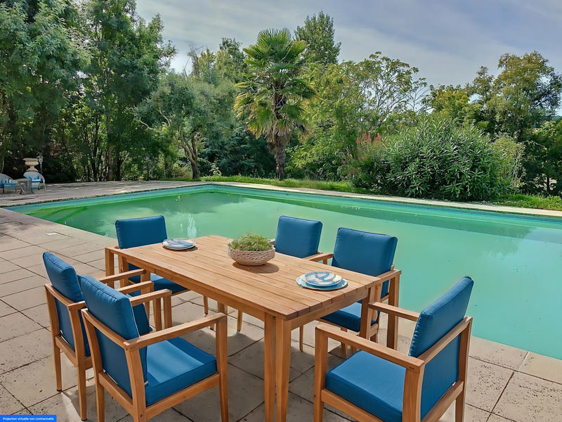 Maison - 273 m² - 10 pièces