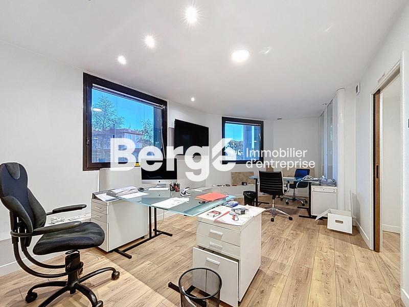 Bureau - 173 m²