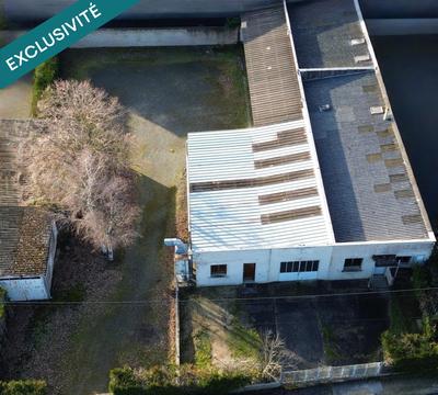 Immeuble - 330 m² - 2 pièces