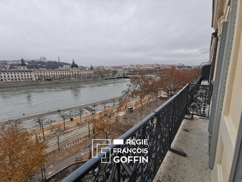 Appartement - 83 m² - 4 pièces