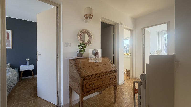 Maison - 111 m² - 6 pièces