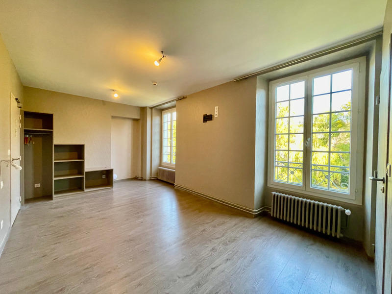 Hôtel particulier - 452 m² - 19 pièces