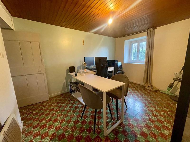 Maison - 102 m² - 5 pièces