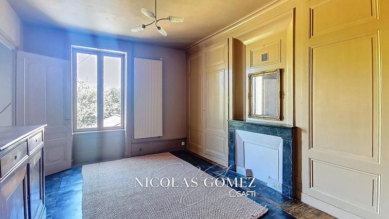 Maison de maîtres - 252 m² - 8 pièces