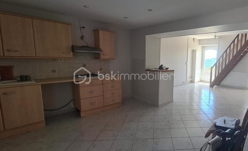 Maison de village - 87 m² - 4 pièces