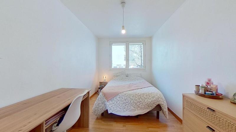 Chambre - 78 m² - 4 pièces