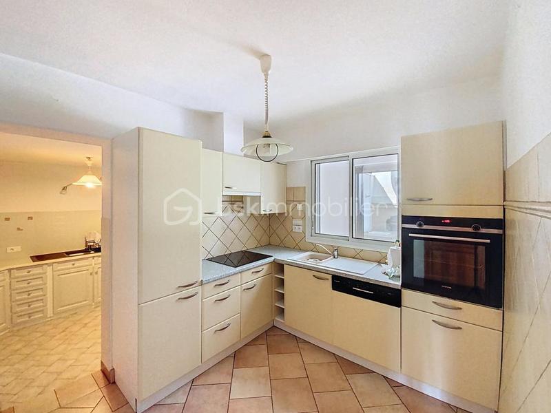 Villa - 96 m² - 5 pièces