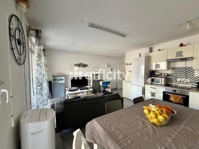 Appartement - 70 m² - 4 pièces