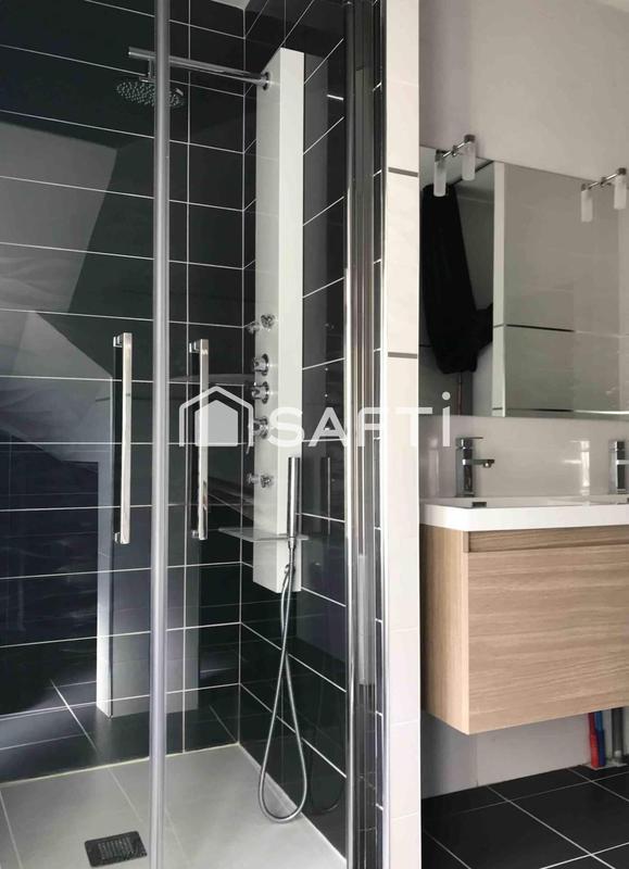 Appartement - 111 m² - 5 pièces