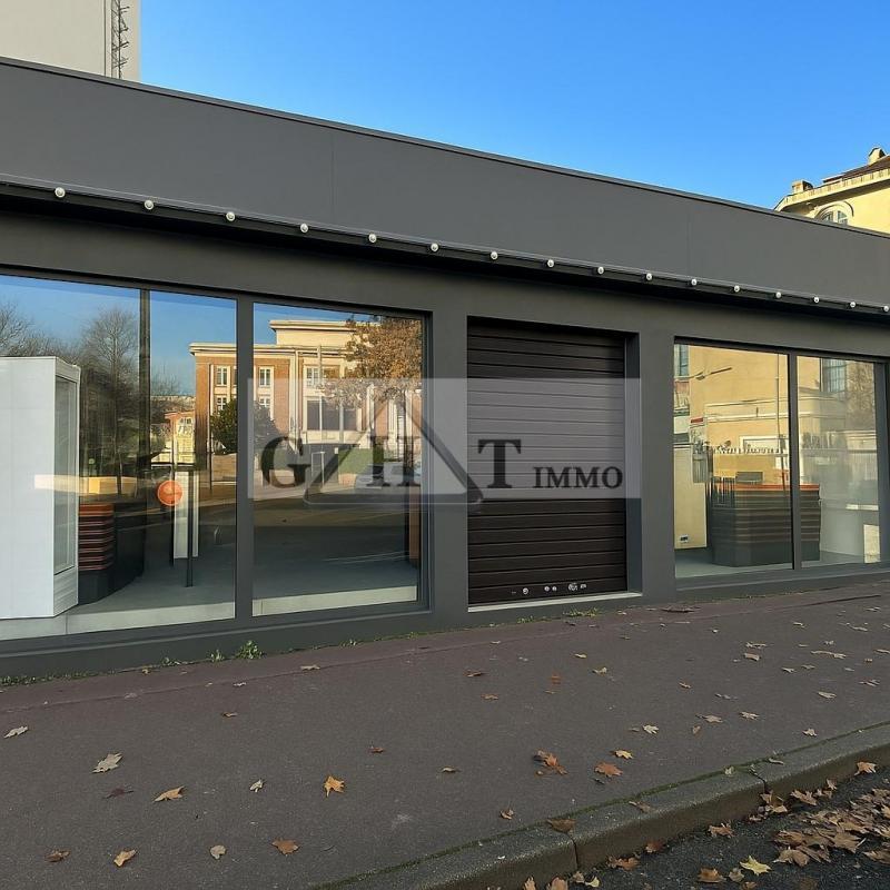 Local commercial - 411 m²