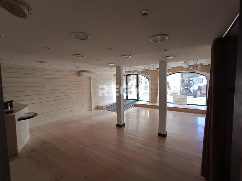 Local commercial - 57 m²