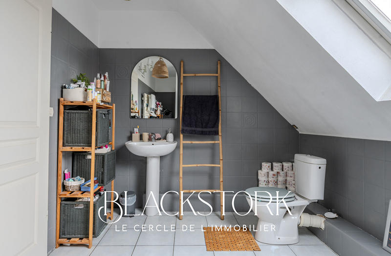 Maison - 145 m² - 6 pièces