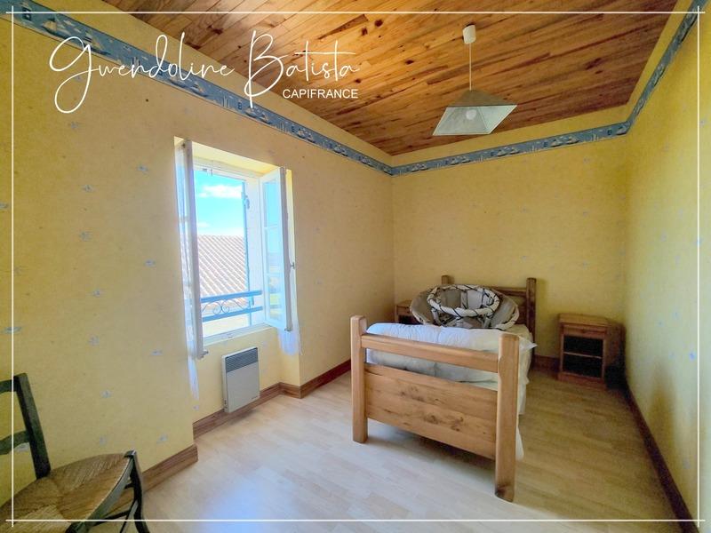 Propriété - 300 m² - 12 pièces