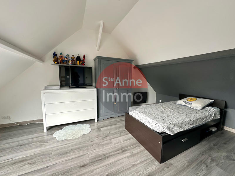Maison - 211 m² - 8 pièces