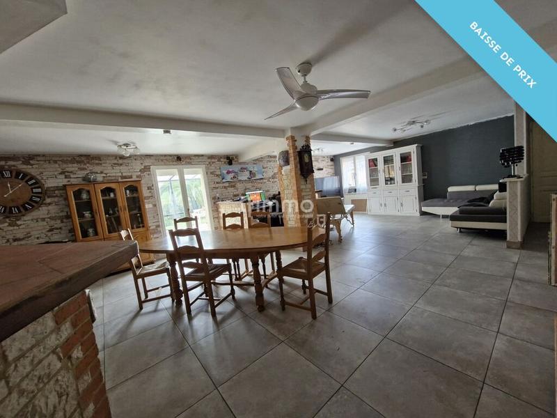 Maison - 280 m² - 10 pièces