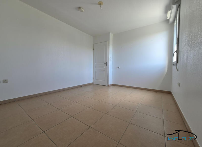 Appartement - 84 m² - 3 pièces