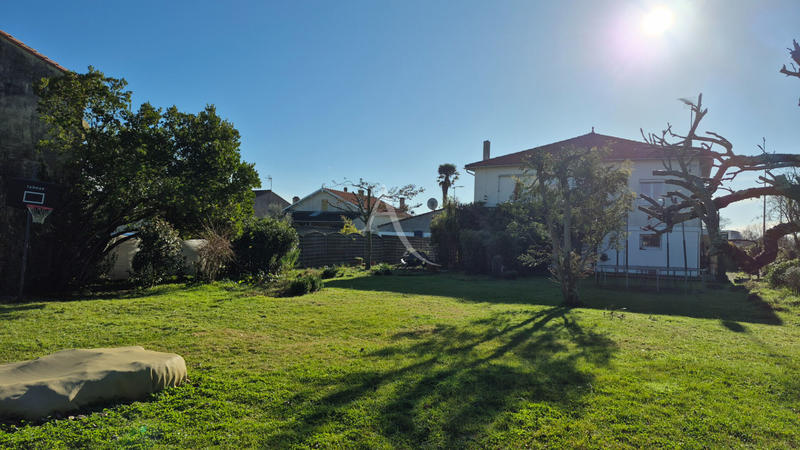 Maison - 170 m² - 7 pièces