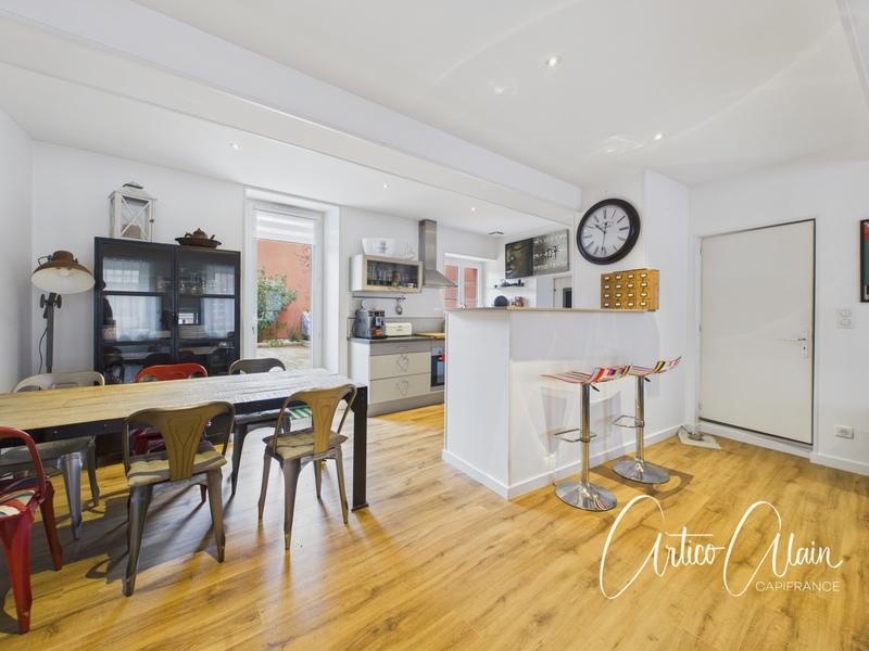 Maison de village - 137 m² - 5 pièces