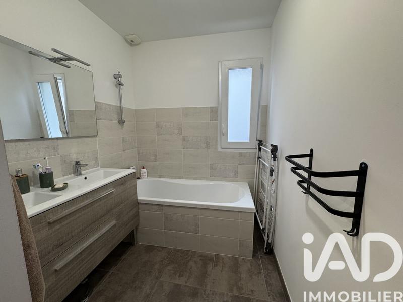 Maison - 82 m² - 4 pièces