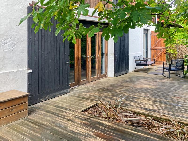 Maison - 217 m² - 10 pièces