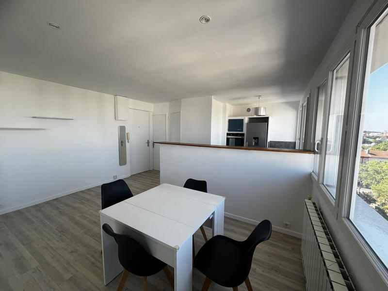 Appartement - 56 m² - 2 pièces