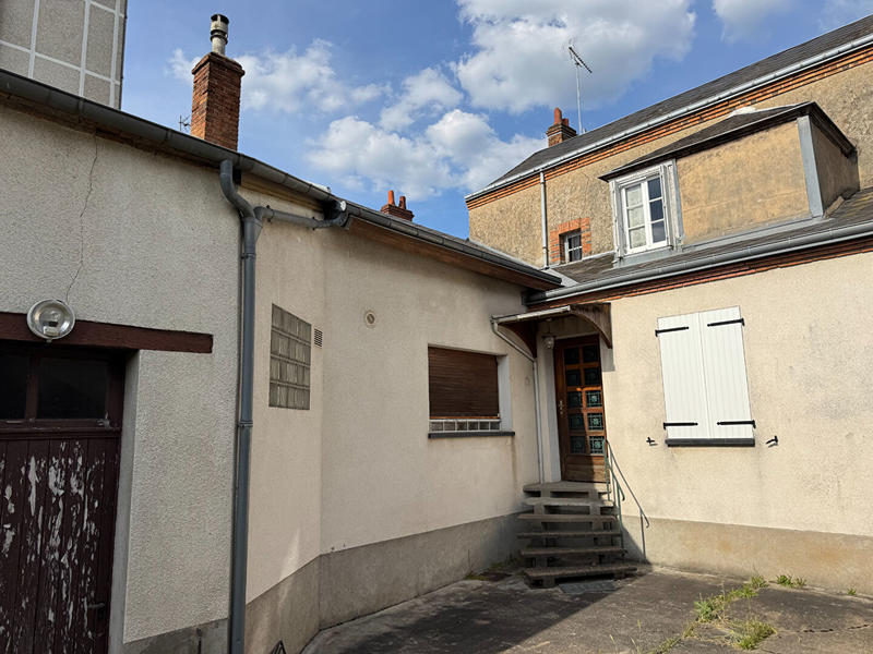 Maison - 145 m² - 8 pièces