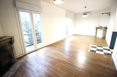 Maison - 97 m² - 6 pièces