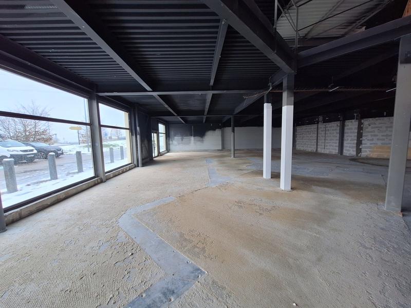 Local commercial - 900 m²