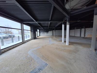 Local commercial - 900 m²