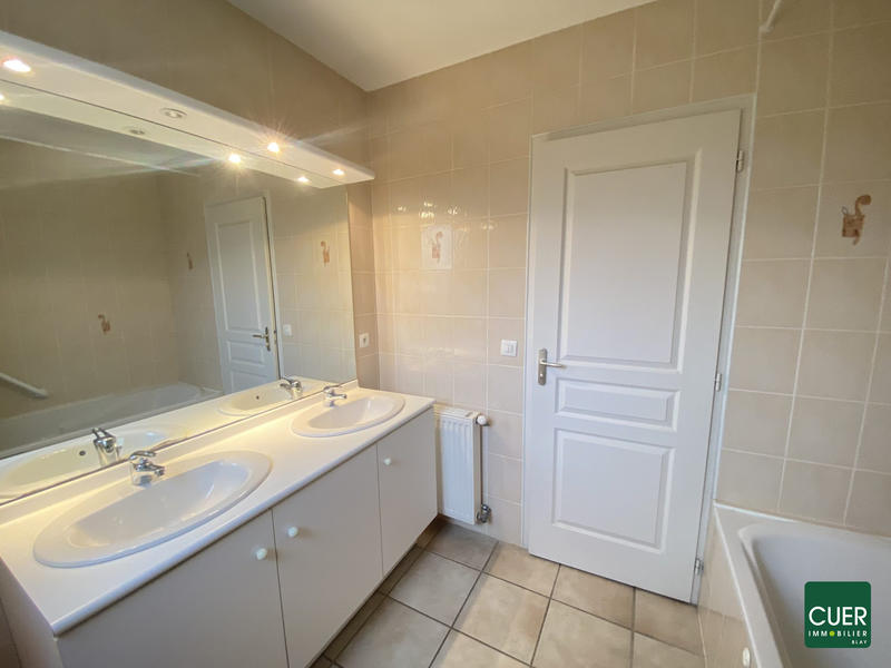 Appartement - 76 m² - 3 pièces