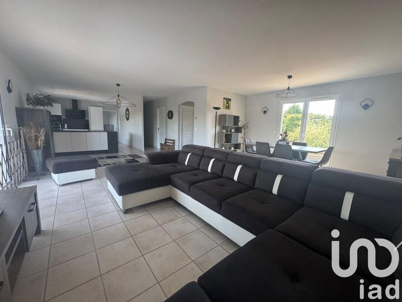 Maison - 194 m² - 8 pièces