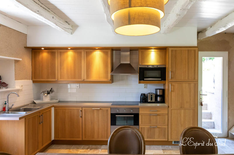 Maison - 700 m² - 26 pièces