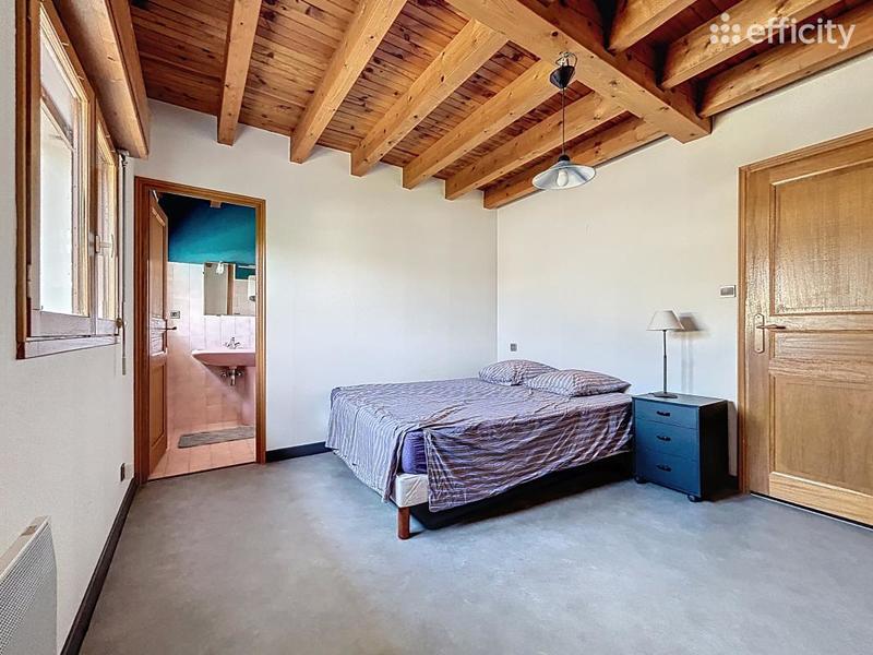 Maison - 194 m² - 6 pièces