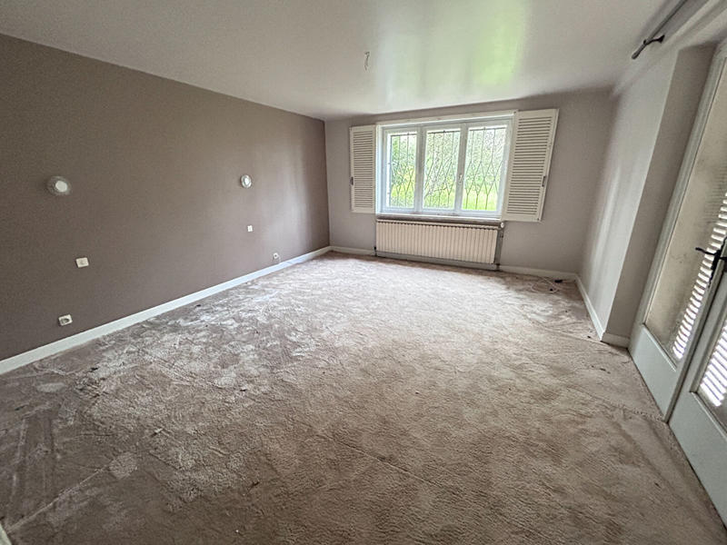 Maison - 269 m² - 9 pièces