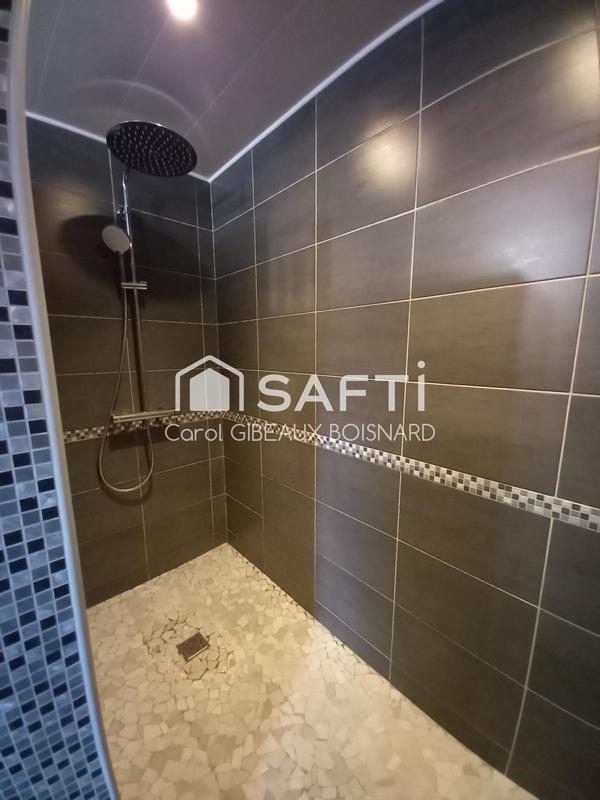 Maison - 121 m² - 6 pièces