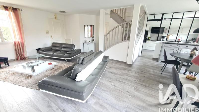 Maison - 124 m² - 6 pièces