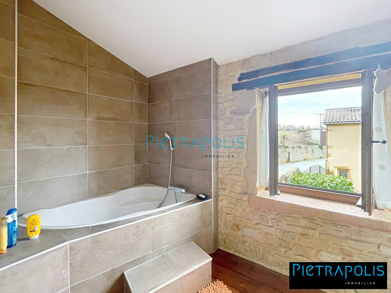 Maison ancienne - 162 m² - 7 pièces