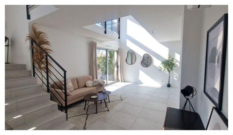 Appartement - 111 m² - 4 pièces