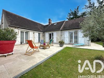 Maison - 187 m² - 10 pièces