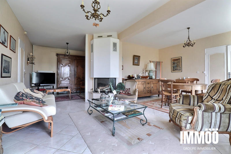 Maison - 137 m² - 5 pièces