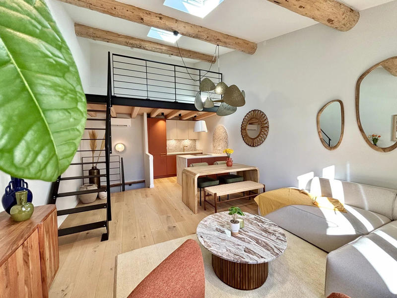 Maison traditionnelle - 77 m² - 4 pièces