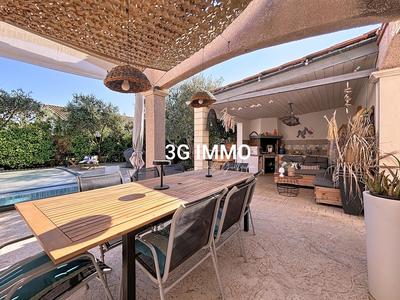 Maison - 185 m² - 5 pièces