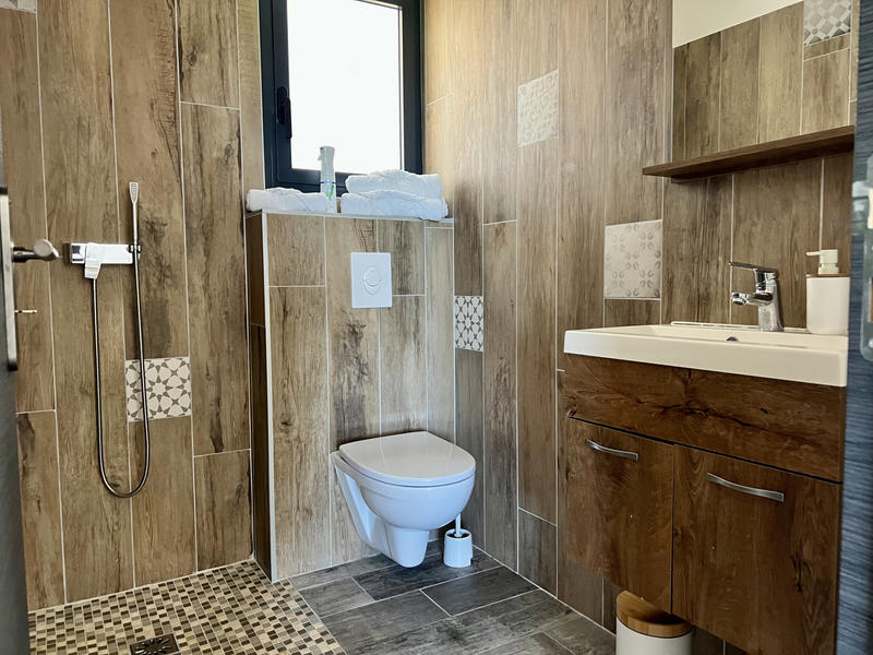 Maison - 225 m² - 6 pièces