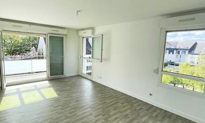 Appartement - 104 m² - 5 pièces