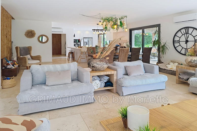 Villa - 210 m² - 5 pièces