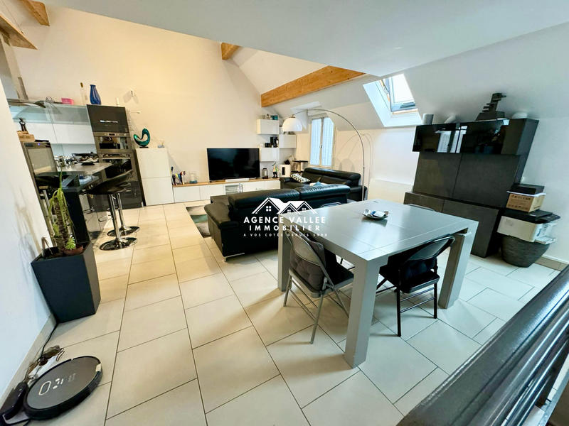 Appartement - 83 m² - 4 pièces
